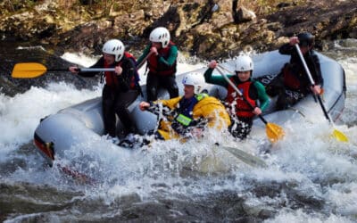 Whitewater rafting river garry, scotland
