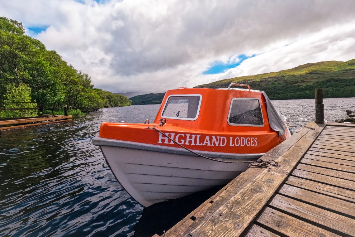 4 person Pebble power boat for hire at loch tay highland lodges